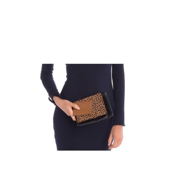 Aimee Kestenberg Leather 3-Piece Wristlet NEW - Picture 2 of 3